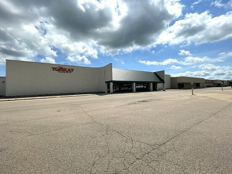 2-20 Northpoint Dr, Streator, IL à vendre - Photo de l’immeuble – Image 3 sur 10