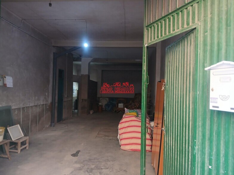 Local commercial dans Aspe à vendre - Photo intérieure – Image 2 sur 7