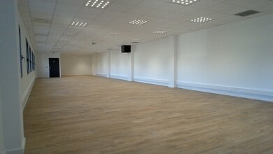 Avenue De La Fleuride, Aubagne à louer Photo intérieure– Image 2 sur 3