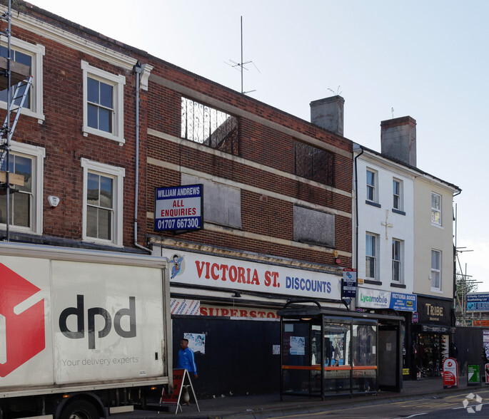 29-30 Victoria St, Wolverhampton à louer - Photo de l’immeuble – Image 3 sur 4