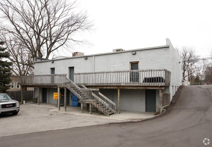 13630 Main St, Bath, MI à louer - Photo de l’immeuble – Image 3 sur 3