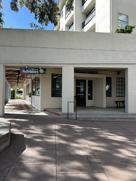 675-685 High St, Palo Alto, CA à louer - Photo de l’immeuble – Image 2 sur 10