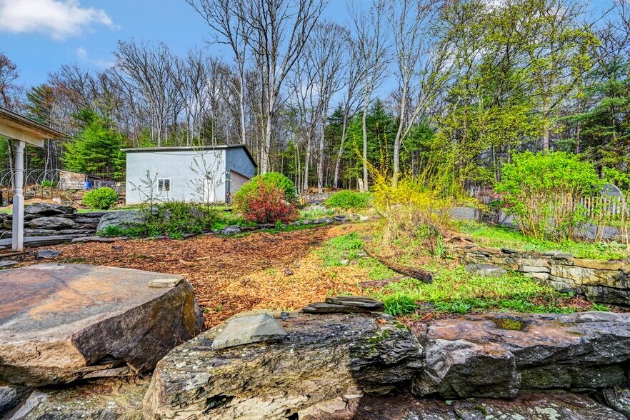 768 Texas Palmyra Hwy, Hawley, PA à vendre - Photo de l’immeuble – Image 2 sur 12
