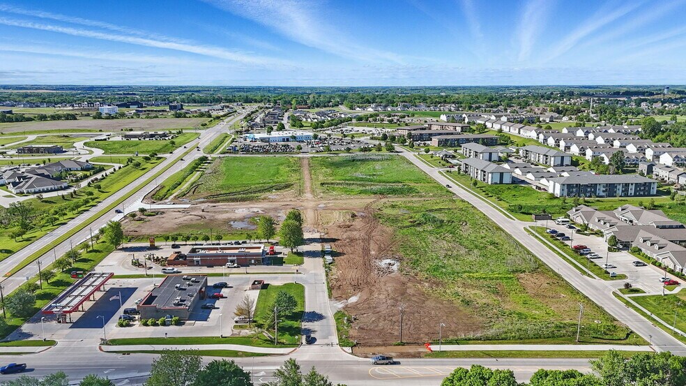 Sunset Drive, Norwalk, IA à vendre - Photo de l’immeuble – Image 3 sur 9
