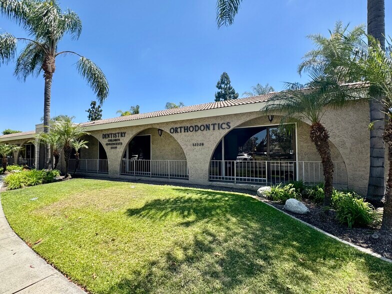 13326 South St, Cerritos, CA à louer - Photo de l’immeuble – Image 1 sur 8