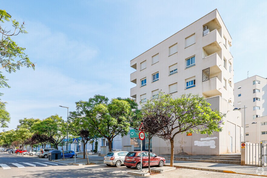 Local commercial dans Paterna, Valencia à louer - Photo de l’immeuble – Image 2 sur 2