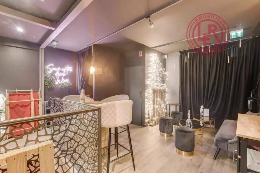 Local commercial dans Paris à louer - Photo intérieure – Image 3 sur 4