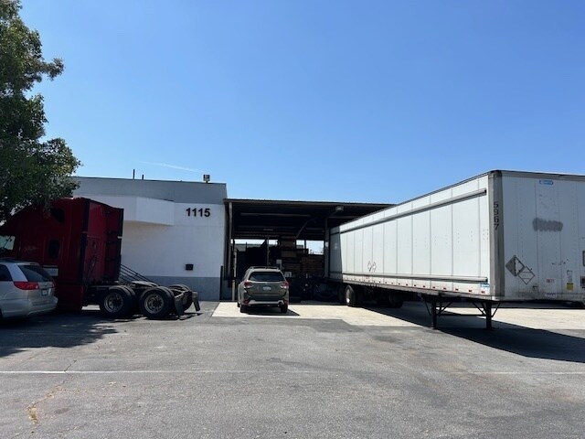 1115 S Taylor Ave, Montebello, CA à louer - Photo de l’immeuble – Image 3 sur 40