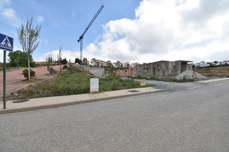 Terrain dans Dílar, Granada à vendre - Photo de l’immeuble – Image 3 sur 10