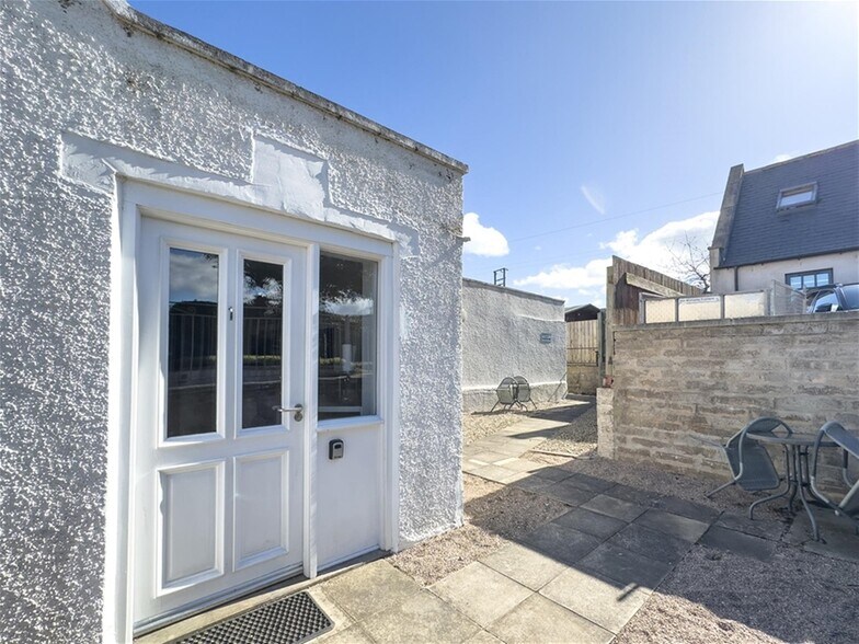 Speyside Self Catering Apartments, Garmouth à vendre - Photo de l’immeuble – Image 3 sur 27