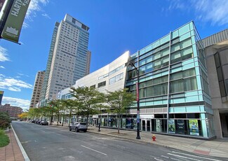 Plus de détails pour 221 Trumbull St, Hartford, CT - Bureau, Local commercial à louer