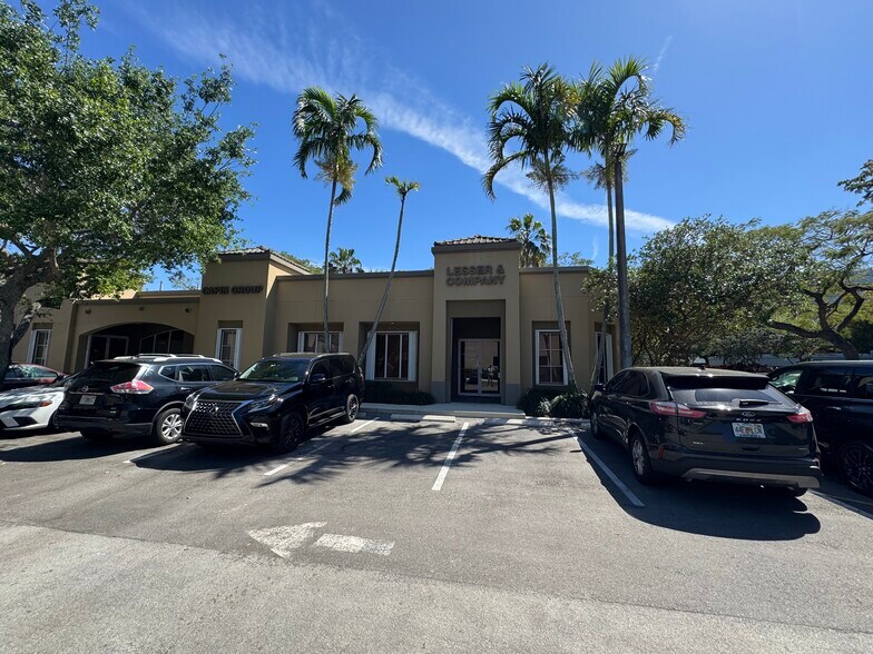 7785 NW 146th St, Miami Lakes, FL à louer - Photo de l’immeuble – Image 2 sur 31
