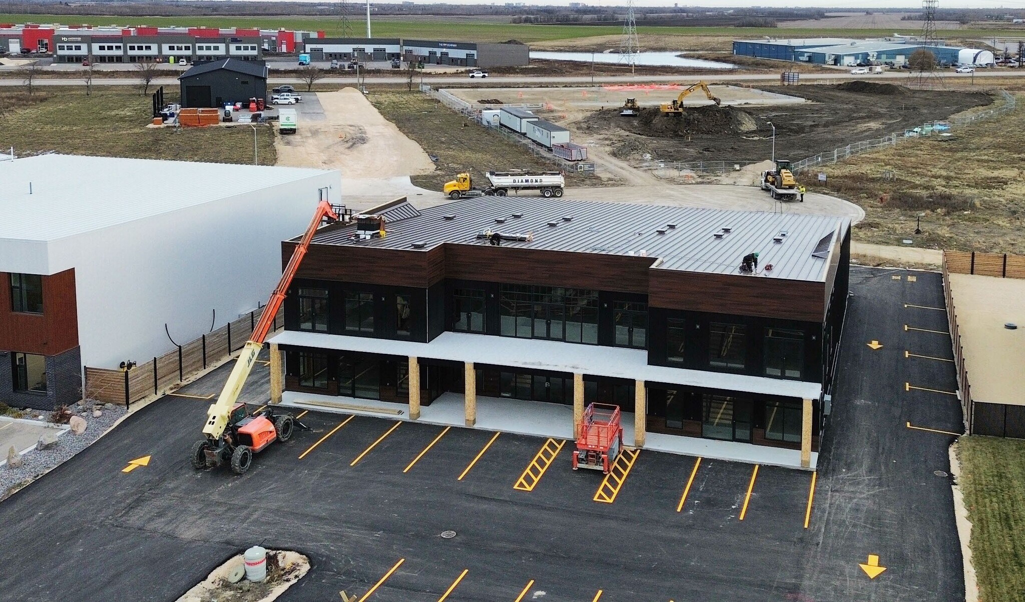 101 Progress Way, Oak Bluff, MB à louer Photo principale– Image 1 sur 2