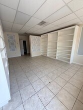 127 Tampa Ave E, Venice, FL à louer Photo intérieure– Image 1 sur 2