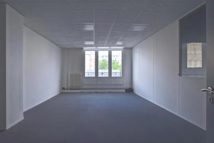 Bureau dans Paris à louer - Photo de l’immeuble – Image 1 sur 7