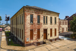 Plus de détails pour 2275 Bridge St- Building 40, Philadelphia, PA - Industriel/Logistique à vendre