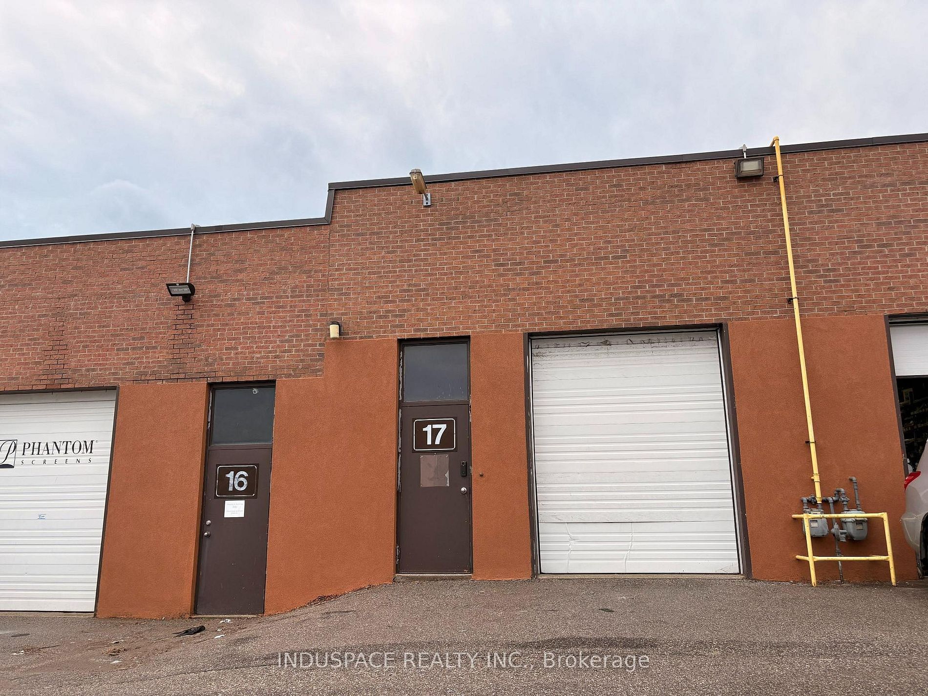 1295 Eglinton Ave, Mississauga, ON à louer Photo intérieure– Image 1 sur 6