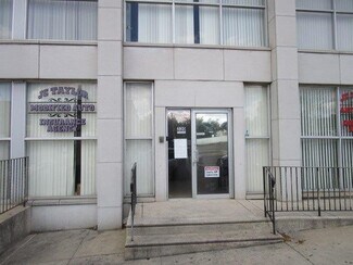 Plus de détails pour 320 S 69th St, Upper Darby, PA - Bureau à louer