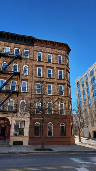 82 Bradhurst Avenue, New York, NY à vendre - Photo de l’immeuble – Image 2 sur 22