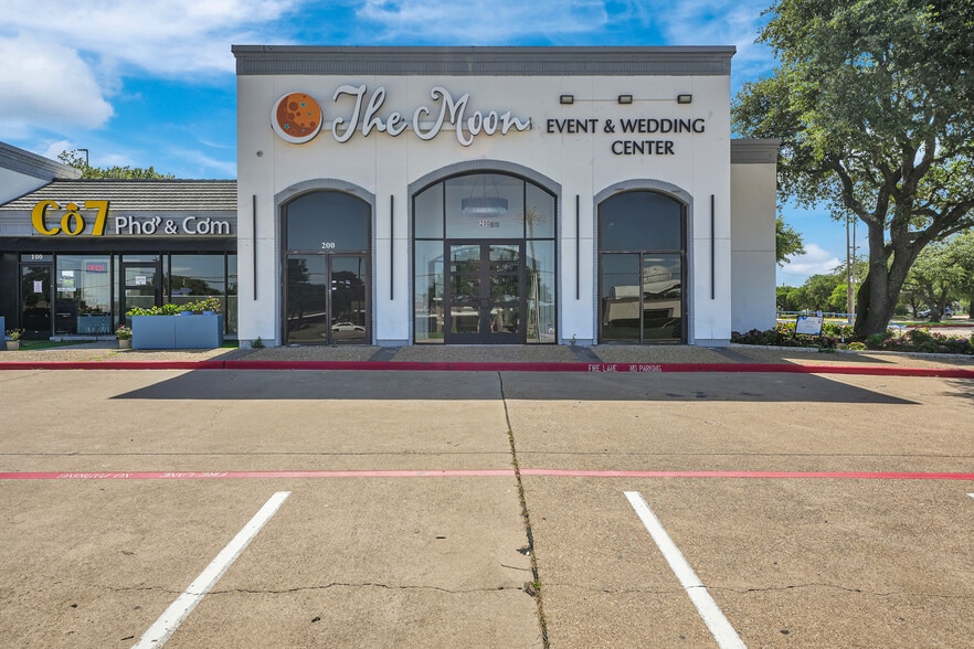1801 N Plano Rd, Richardson, TX à vendre - Photo principale – Image 1 sur 15