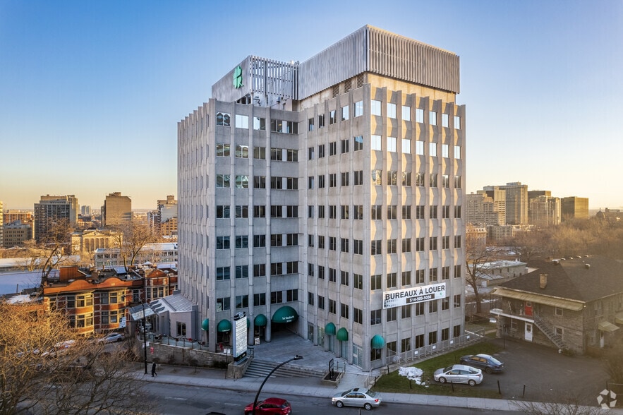 3550 Ch De La Côte-Des-Neiges, Montréal, QC à louer - Photo principale – Image 1 sur 5