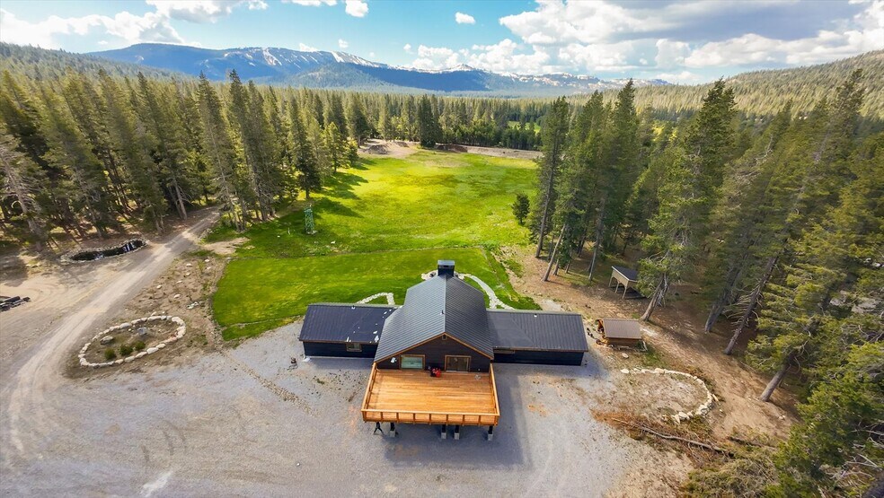 804 Fiberboard Rd rd, Sierraville, CA à vendre - Photo de l’immeuble – Image 2 sur 22