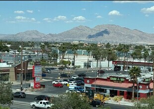 4550 S Maryland Pky, Las Vegas, NV - Vue aérienne vue de carte - Image1