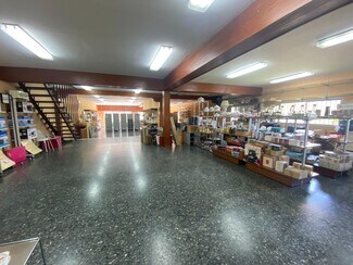 Plus de détails pour Local commercial à louer