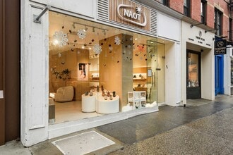 436-442 W Broadway, New York, NY à louer Photo de l’immeuble– Image 2 sur 8