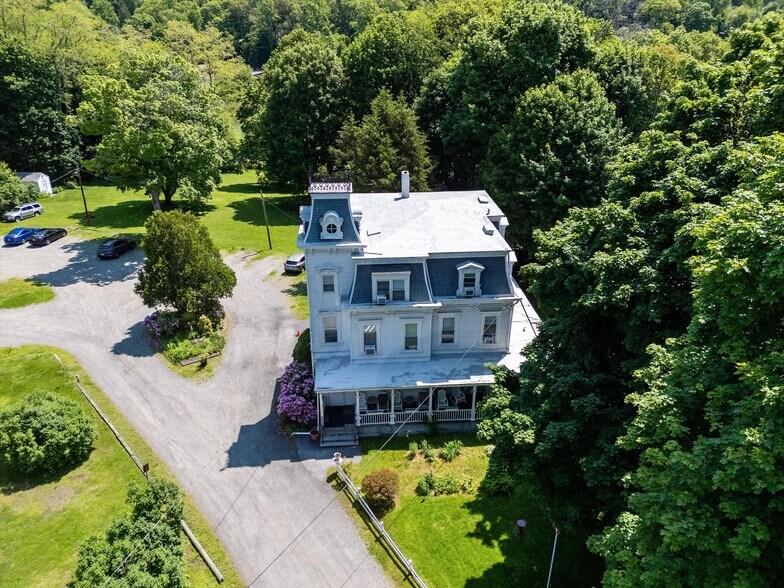 1860 E Main St, Mohegan Lake, NY à vendre - Photo de l’immeuble – Image 2 sur 33