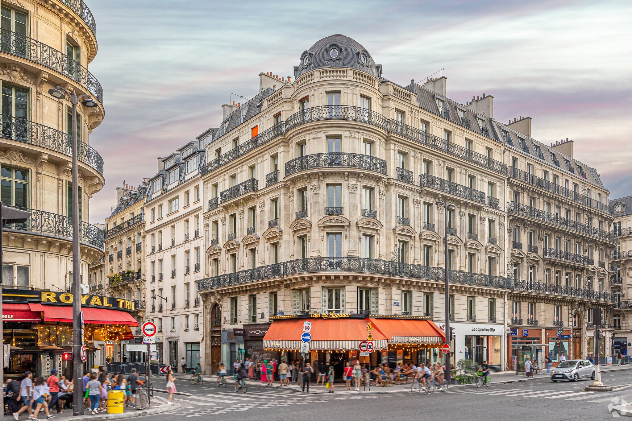 Bureau dans Paris à louer Photo principale– Image 1 sur 5