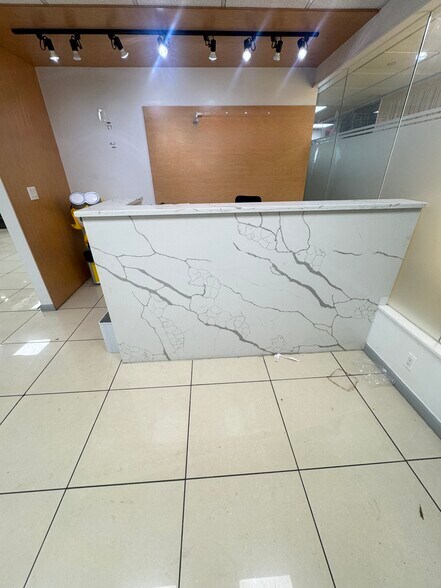 3636 Prince St, Flushing, NY à louer - Photo de l’immeuble – Image 3 sur 20