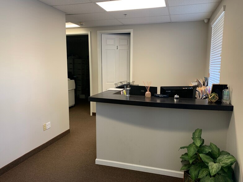 25102 Jefferson Ave, Murrieta, CA à louer - Photo intérieure – Image 3 sur 9