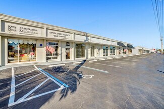 Plus de détails pour 1109-1161 NE 45th St, Fort Lauderdale, FL - Local d'activités à louer