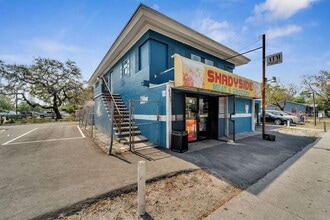 4200 15th Ave S, Saint Petersburg, FL à louer Photo intérieure– Image 2 sur 11