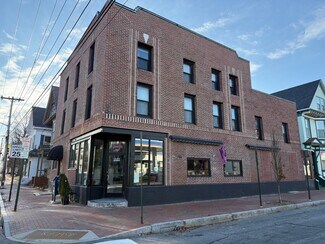 Plus de détails pour 200 Brackett St, Portland, ME - Local commercial à vendre