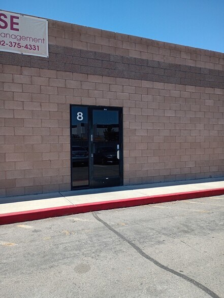 4125 Arctic Spring Ave, Las Vegas, NV à louer - Photo de l’immeuble – Image 2 sur 7