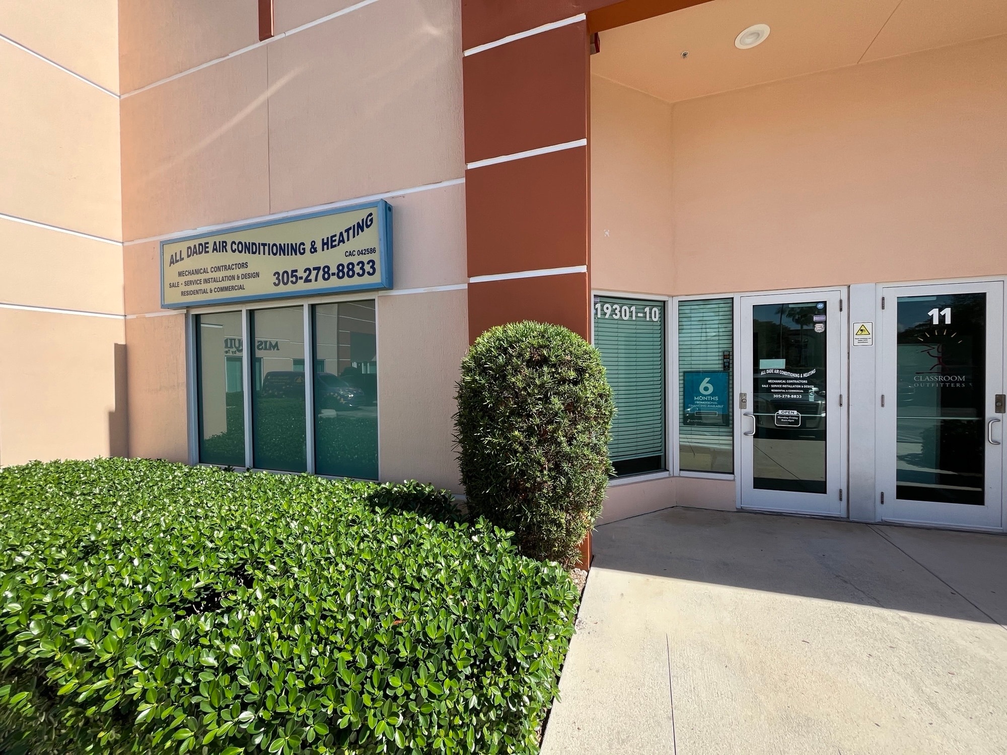 19301 SW 106th Ave, Miami, FL à louer Photo intérieure– Image 1 sur 13