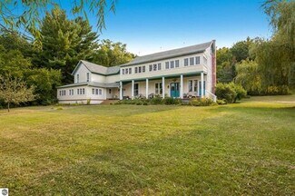 Plus de détails pour 7441 First Court Ave, Gaylord, MI - Hôtellerie à vendre