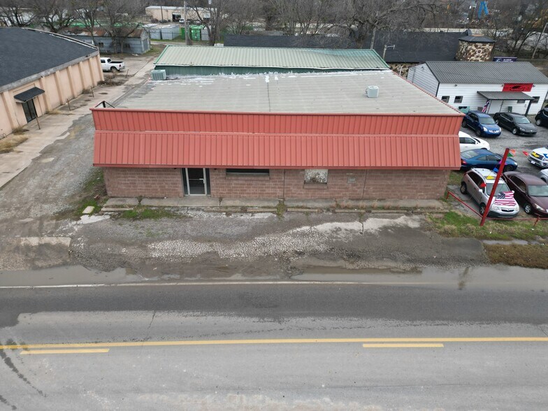 610 N 1st Ave, Durant, OK à vendre - Photo de l’immeuble – Image 2 sur 8
