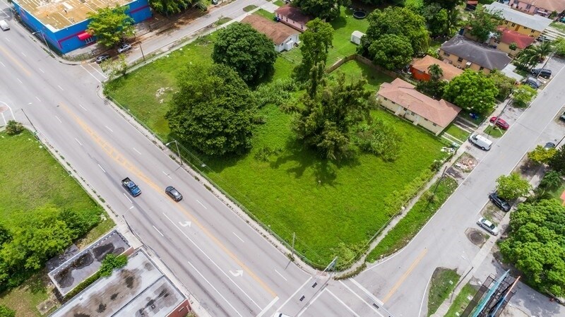 4900 NW 17th Ave, Miami, FL à louer - Aérien – Image 3 sur 13