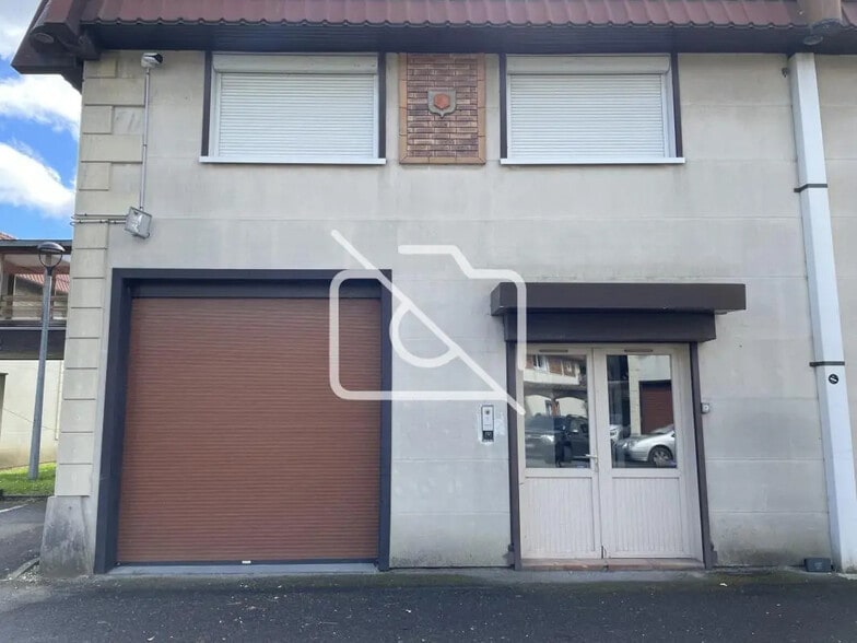 Industriel/Logistique dans Massy à louer - Photo de l’immeuble – Image 1 sur 5