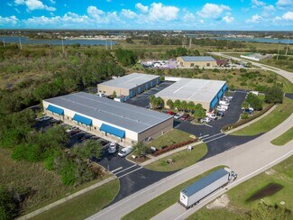 Plus de détails pour 2255 Sarasota Center Blvd, Sarasota, FL - Industriel/Logistique à vendre