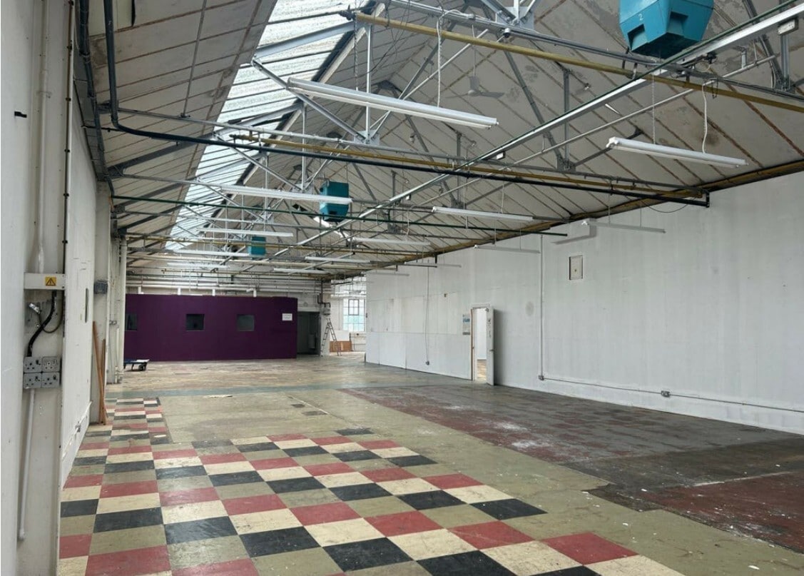 Eastern Av, Dunstable, BDF LU5 4JY - Lot 1 - - Photo intérieure - Image 2 of 2