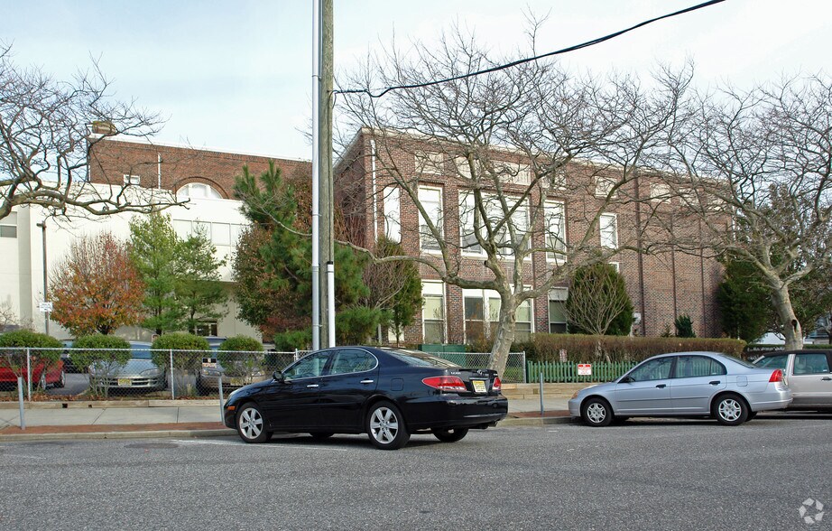 6601 Ventnor Ave, Ventnor City, NJ à louer - Photo de l’immeuble – Image 3 sur 6