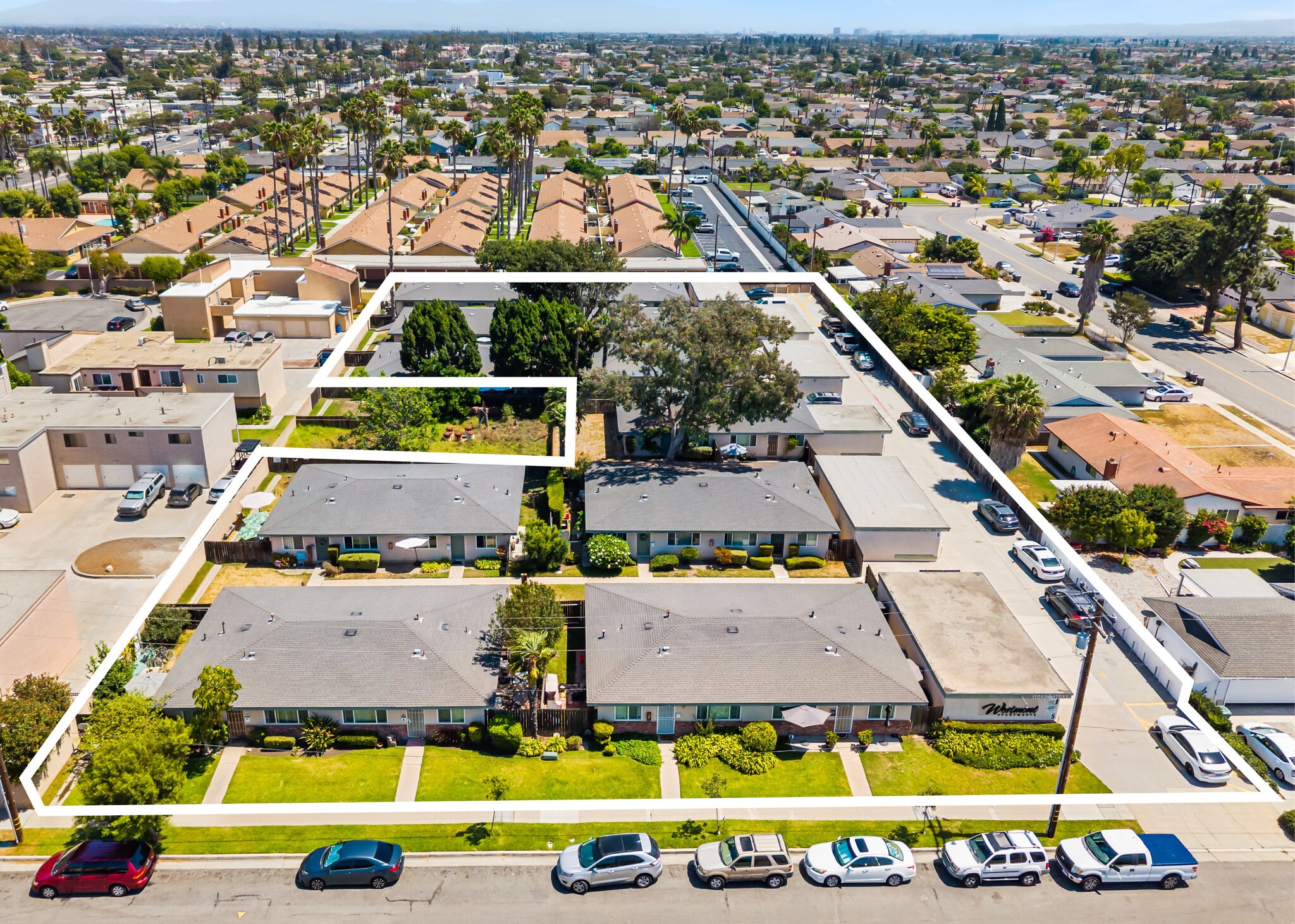 10762-17104 B Ln, Huntington Beach, CA à vendre Photo principale– Image 1 sur 9