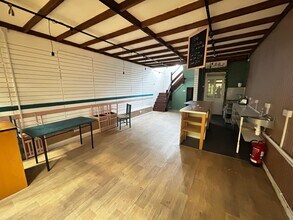 Oxford St, Swansea à louer Photo intérieure– Image 1 sur 4