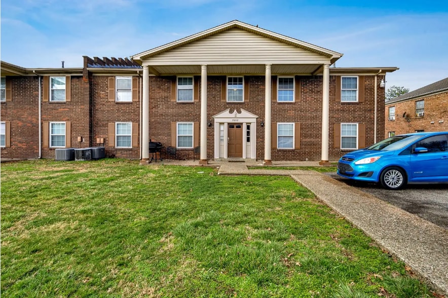 601 Revolutionary Rd, Louisville, KY à vendre - Photo principale – Image 1 sur 9