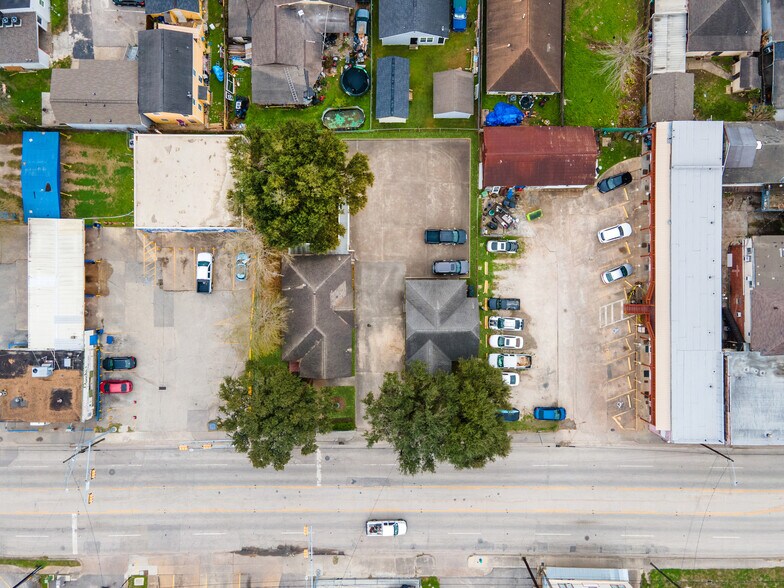 7828 Harrisburg Blvd, Houston, TX à vendre - Photo principale – Image 1 sur 12