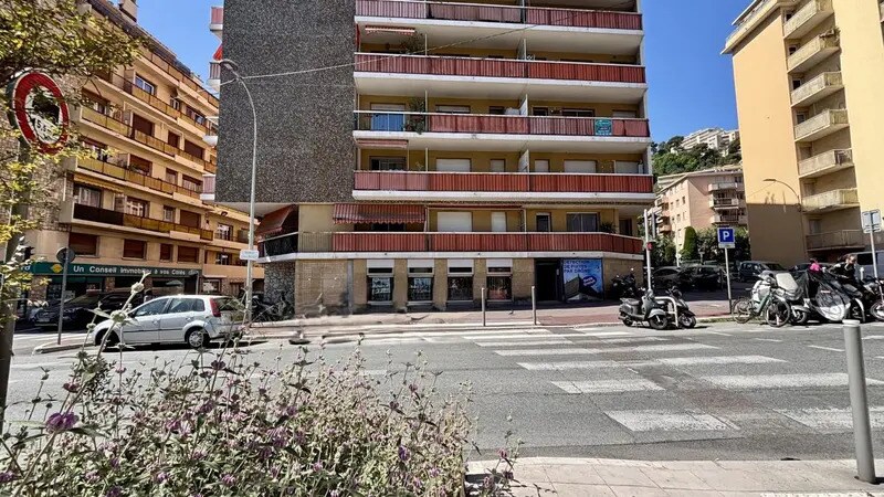 Local commercial dans Nice à vendre Photo de l’immeuble– Image 1 sur 19